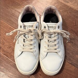 Roberto Cavalli Off-White Leather Sneakers with Glitter Heel Accent
